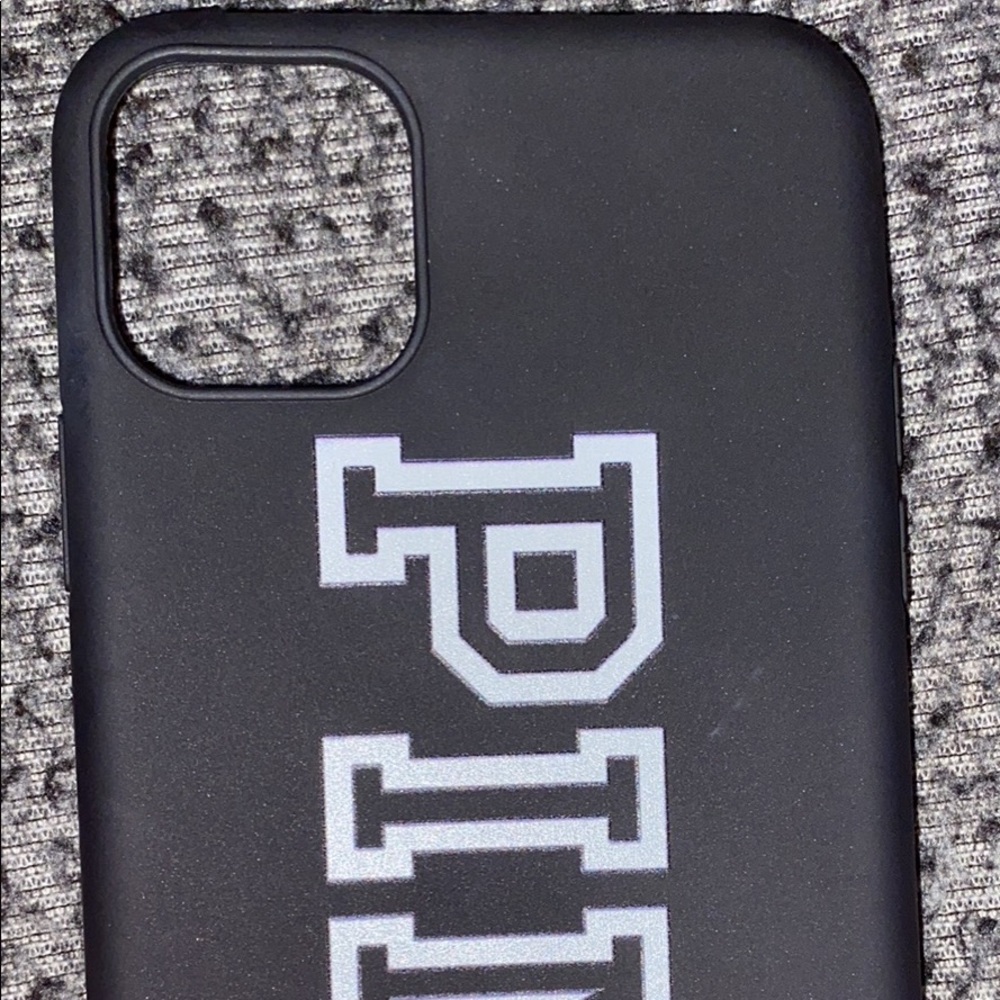 iPhone 11 Pro Max Victoria Secret Case